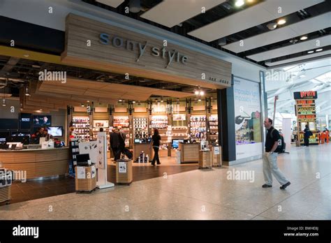 heathrow airport terminal 5 shops.